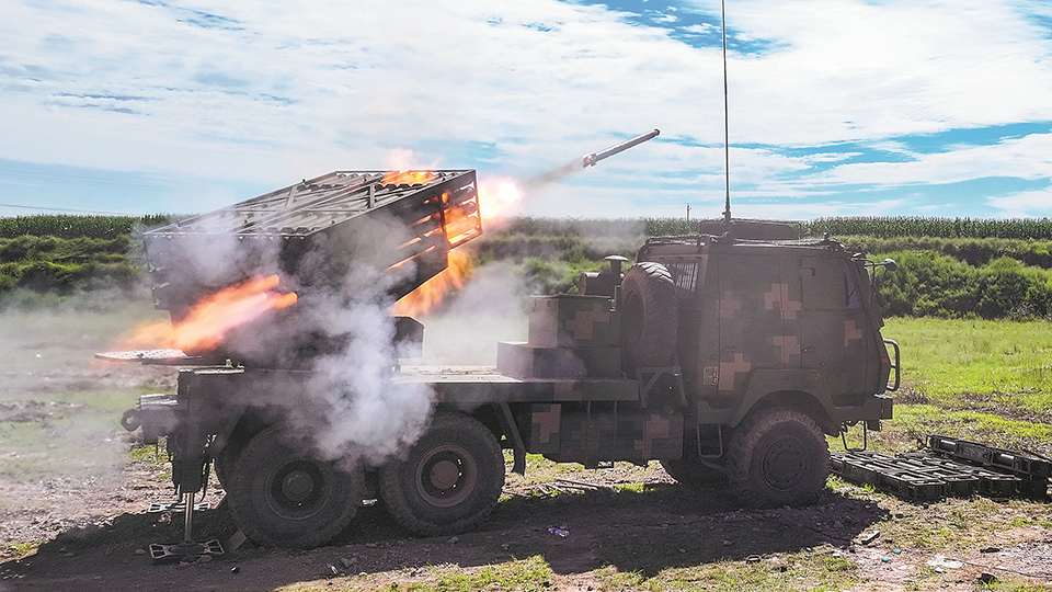 陸軍某旅炮兵分隊(duì)實(shí)戰(zhàn)化訓(xùn)練影像